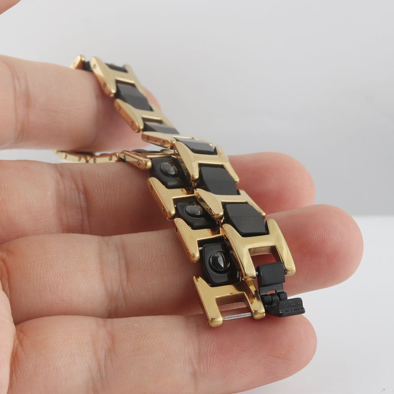 Bracciale bellissimo con stile unico