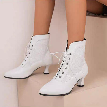 Scarpe Ortopediche Aggraziate dal Look Moderno