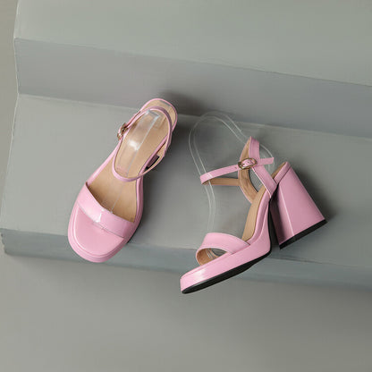 Sandali Ortopediche Aggraziate dal Look Moderno