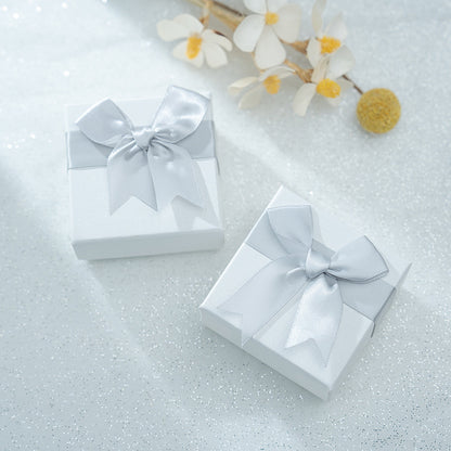 Gioiello artigianale delicato