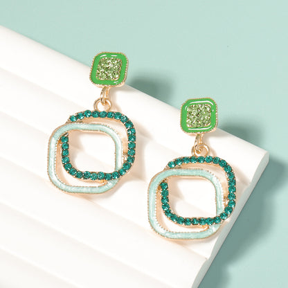 Orecchino bellissimo con stile unico