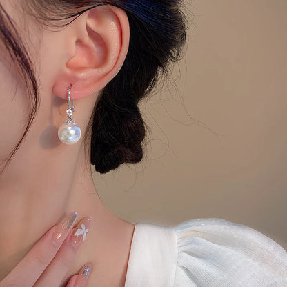 Perla Orecchino classico dal fascino senza tempo