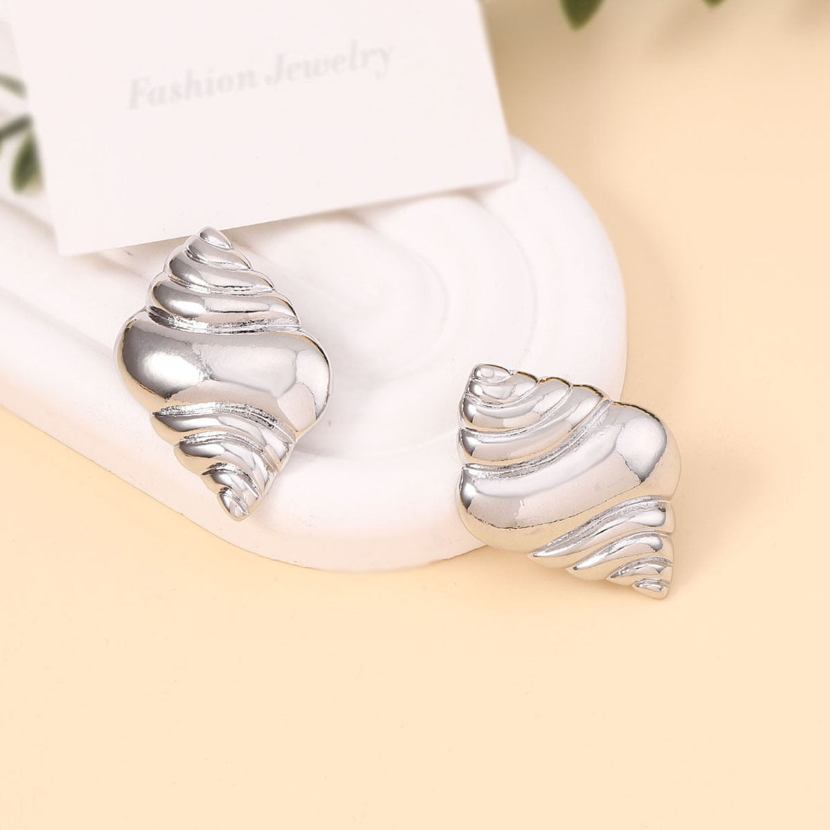 Orecchino classico dal fascino senza tempo