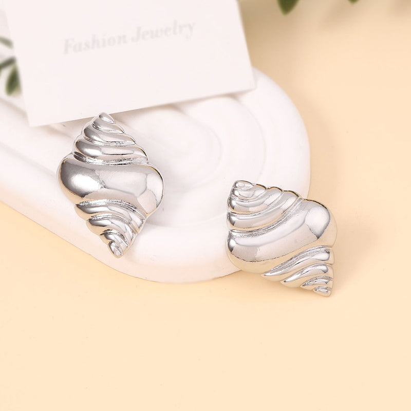 Orecchino classico dal fascino senza tempo