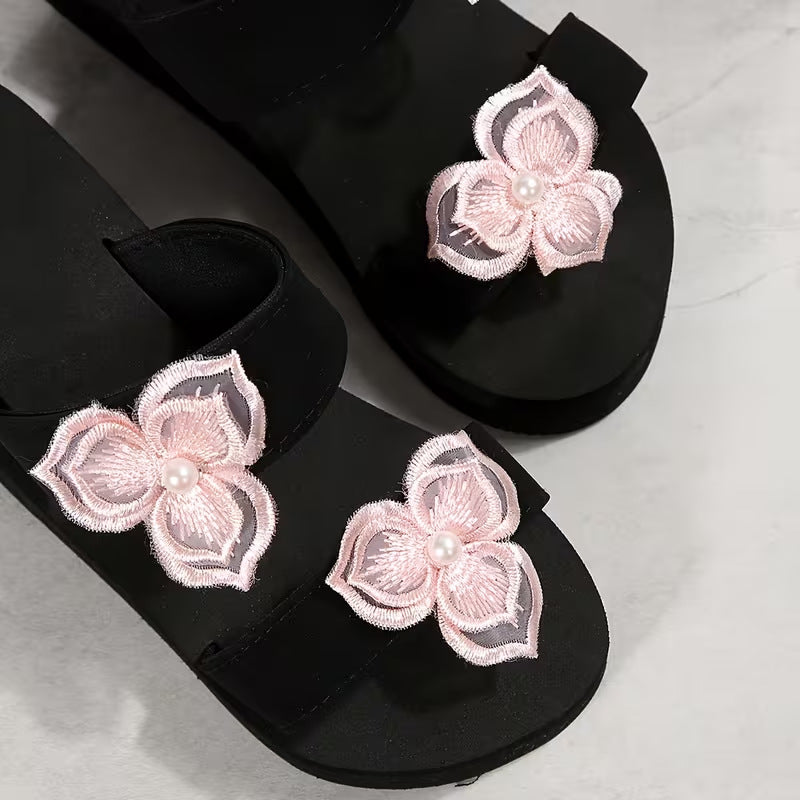 Sandali Ortopediche Aggraziate dal Look Moderno