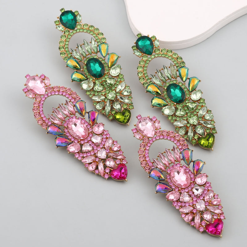 Orecchino bellissimo con stile unico