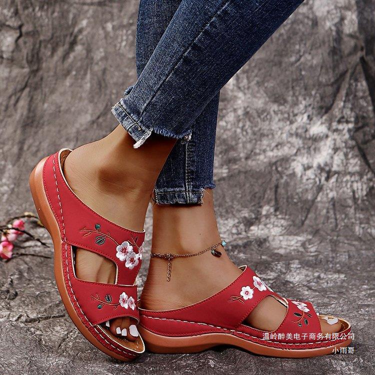 Sandali Ortopediche Eleganti per Ogni Passo