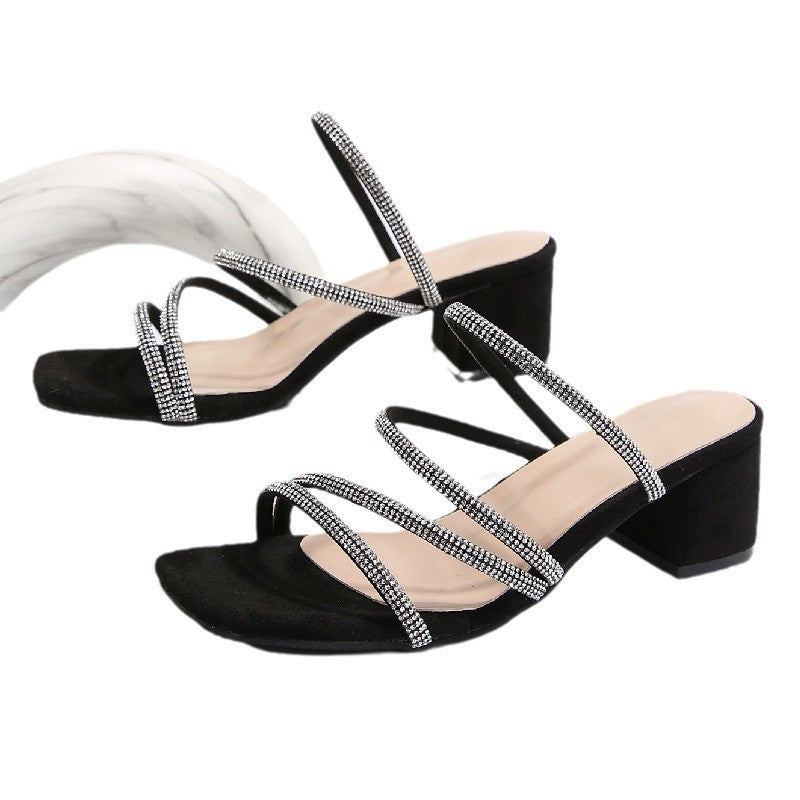 Sandali Ortopediche Aggraziate dal Look Moderno