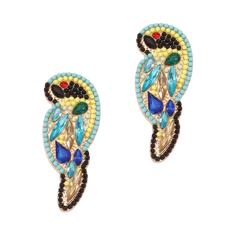 Orecchino artigianale delicato