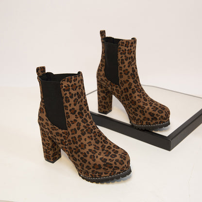 Stivali Ortopediche Aggraziate dal Look Moderno
