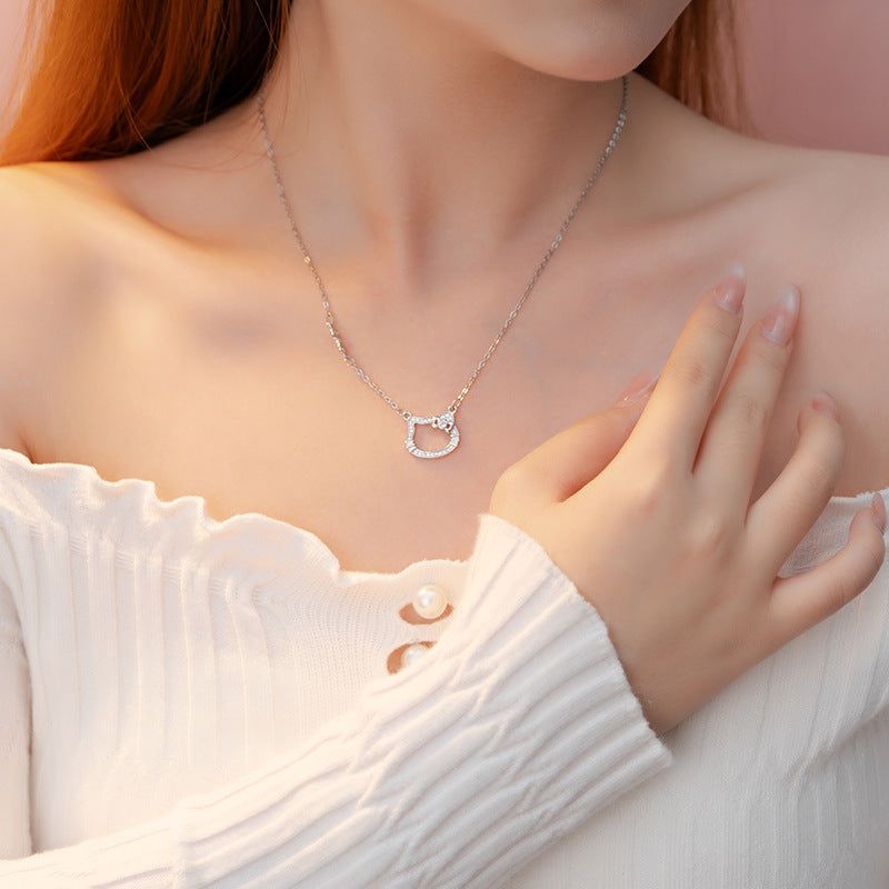 Gioiello bellissimo con stile unico