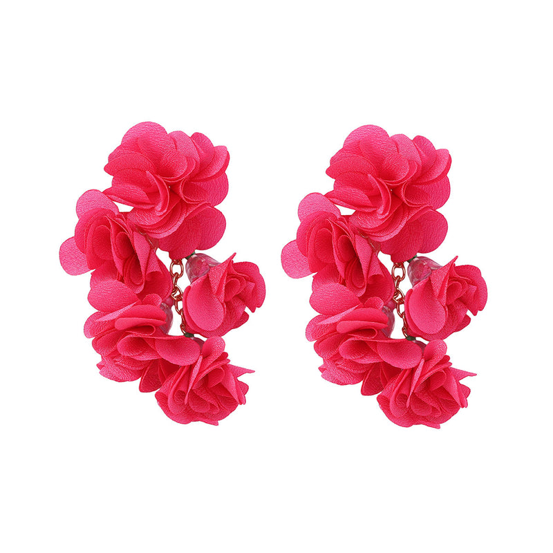 Orecchino artigianale delicato