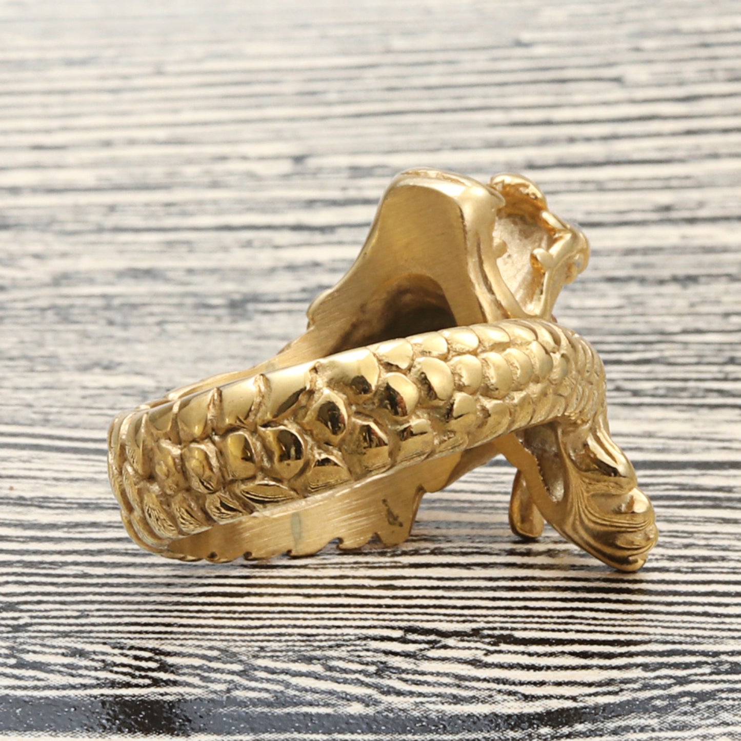 Anello elegante per ogni occasione