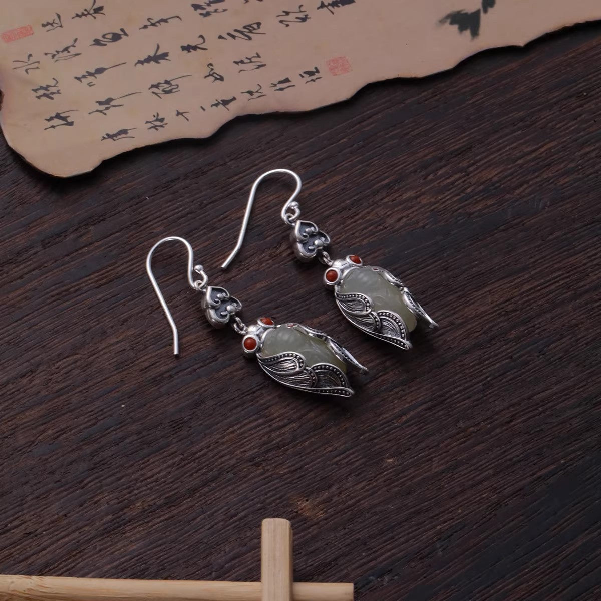 Argento Orecchino artigianale delicato