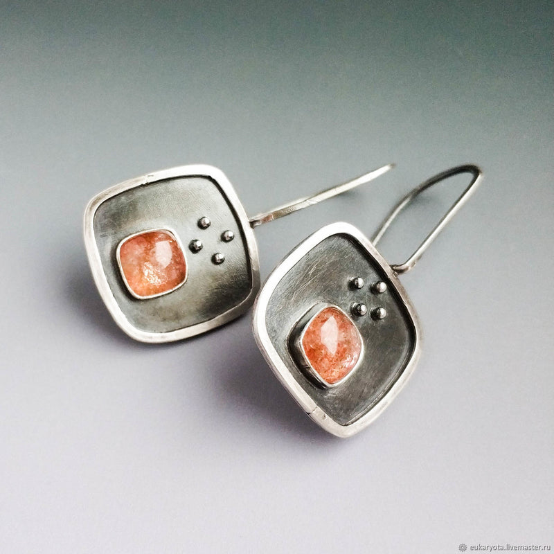 Orecchino vintage fatto a mano