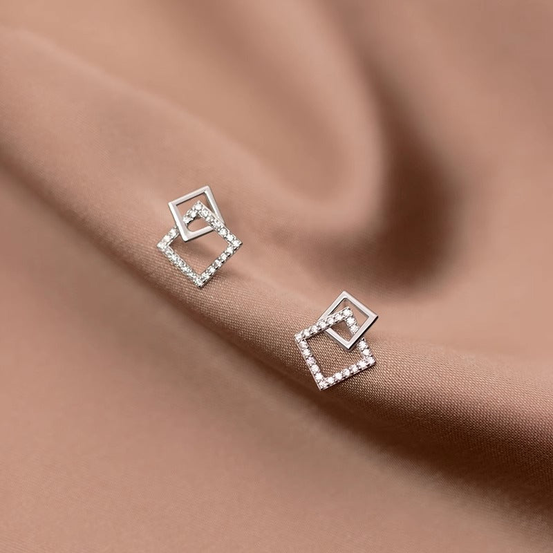 Orecchino elegante per ogni occasione