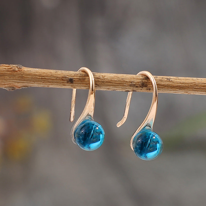 Orecchino artigianale delicato