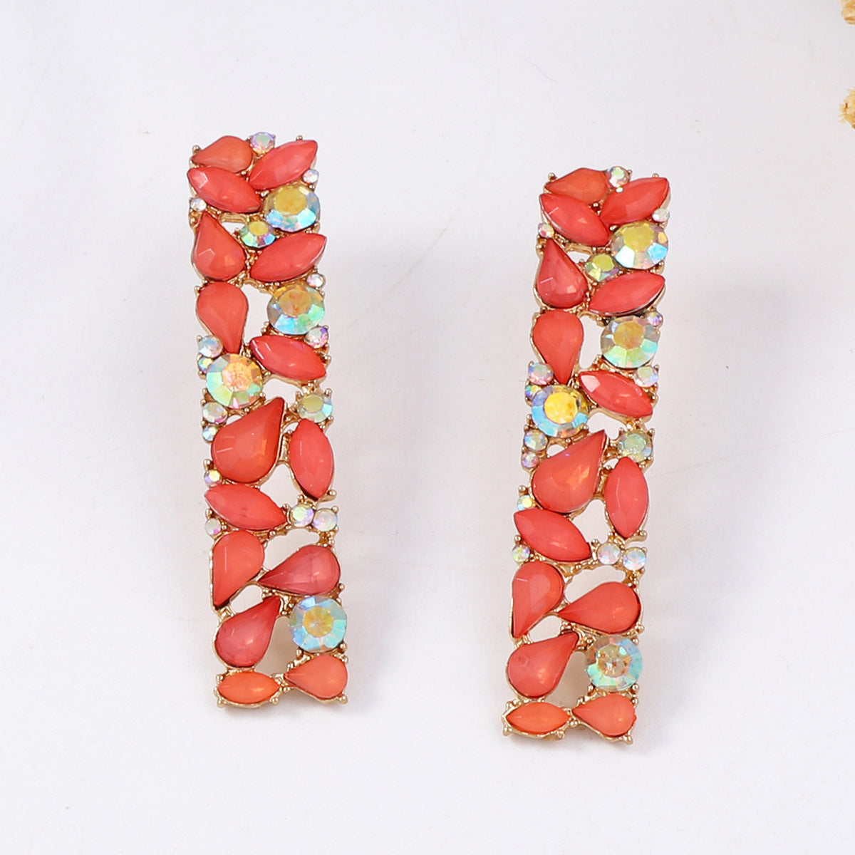 Orecchino artigianale delicato