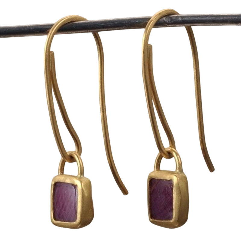 Orecchino vintage fatto a mano