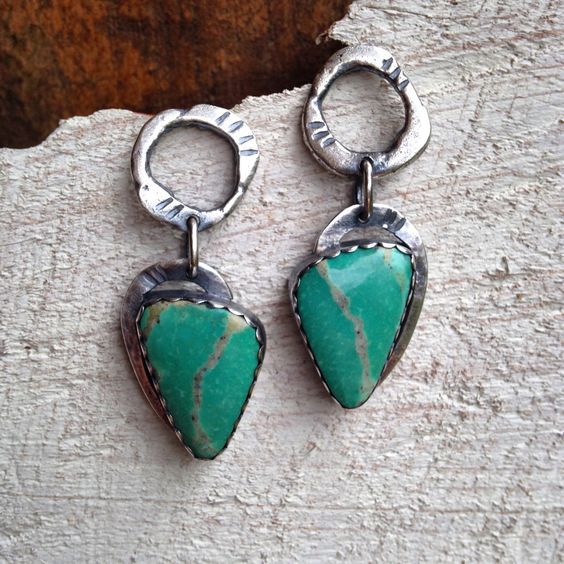 Orecchino bellissimo con stile unico