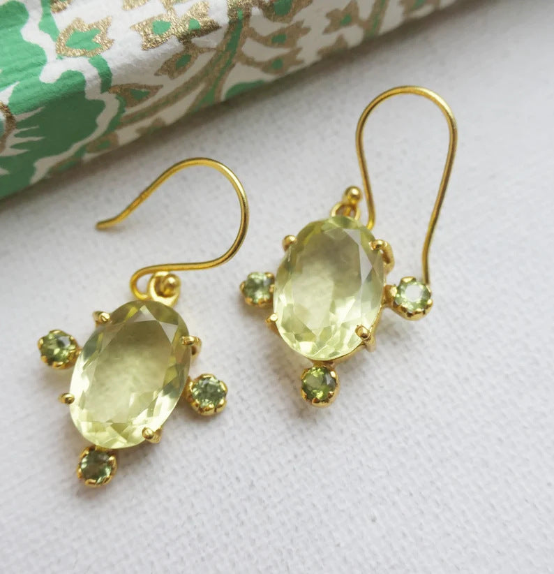 Orecchino affascinante per ogni occasione