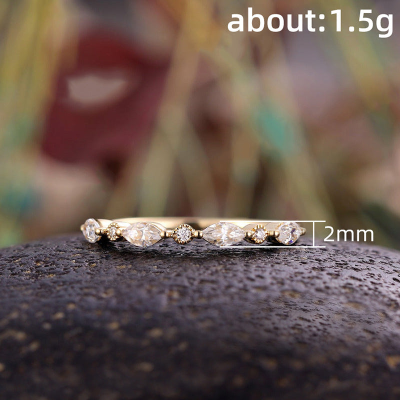 Anello artigianale delicato