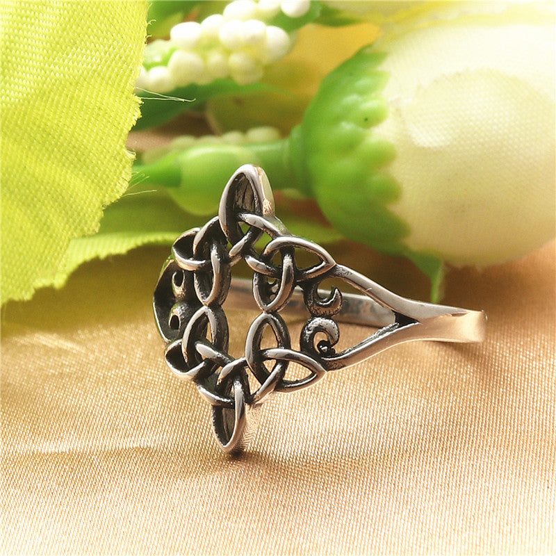 Anello stupendo per uso quotidiano