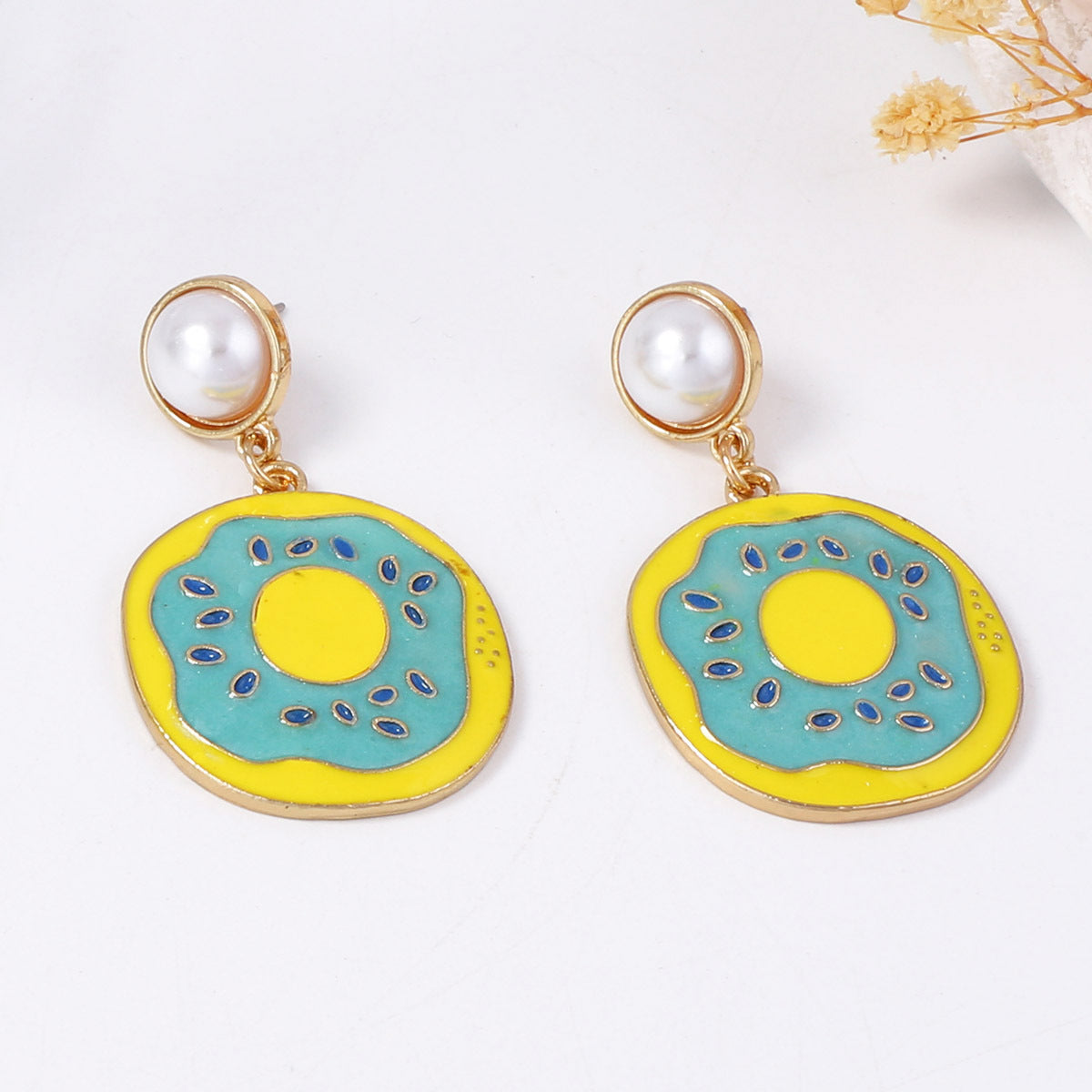 Orecchino bellissimo con stile unico