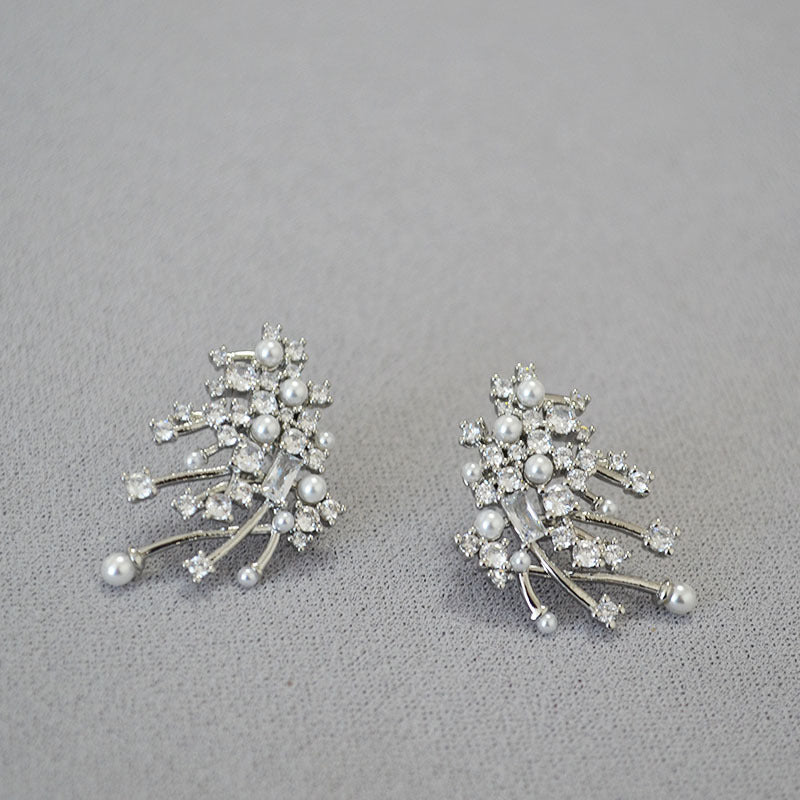 Argento Orecchino stupendo per uso quotidiano