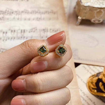 Orecchino elegante per ogni occasione