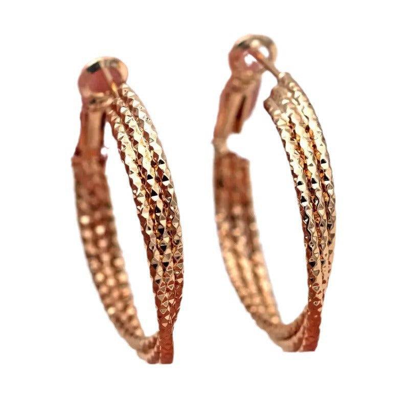 Orecchino artigianale delicato