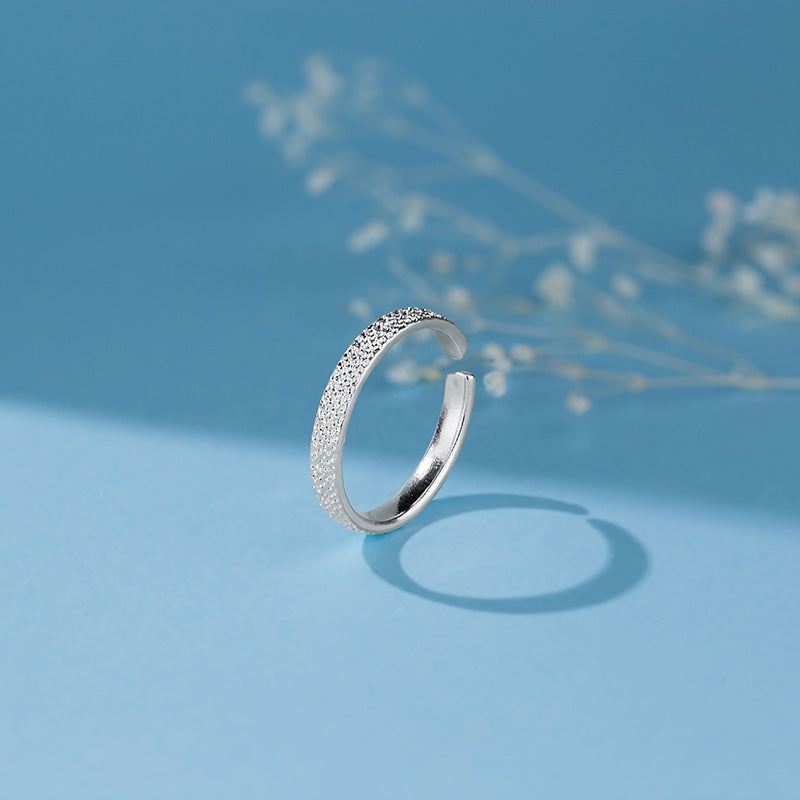 Anello bellissimo con stile unico