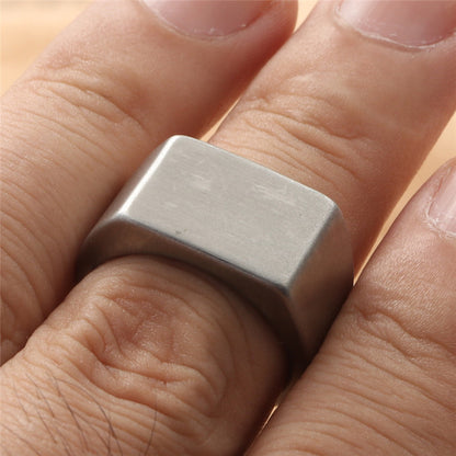 Anello classico dal fascino senza tempo