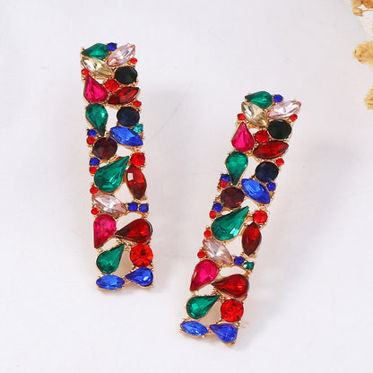 Orecchino artigianale delicato