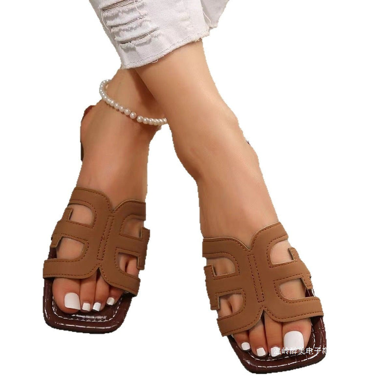 Sandali Ortopediche Aggraziate dal Look Moderno