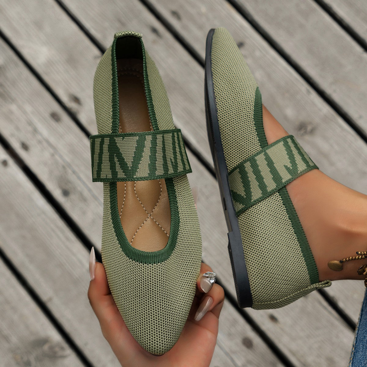 Scarpe Ortopediche Aggraziate dal Look Moderno