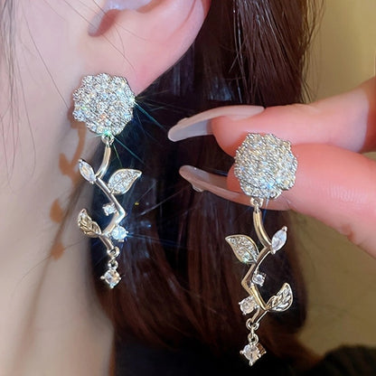 Orecchino stupendo per uso quotidiano