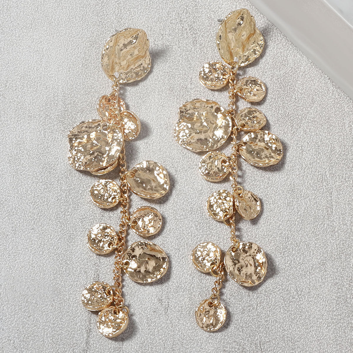 Orecchino vintage fatto a mano