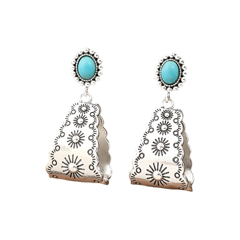 Orecchino vintage fatto a mano