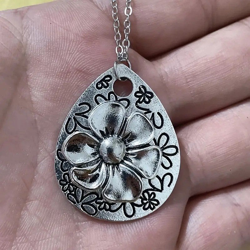 Collana bellissimo con stile unico