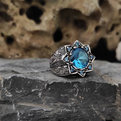 Anello bellissimo con stile unico