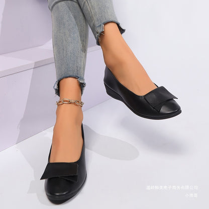Scarpe Ortopediche Aggraziate dal Look Moderno