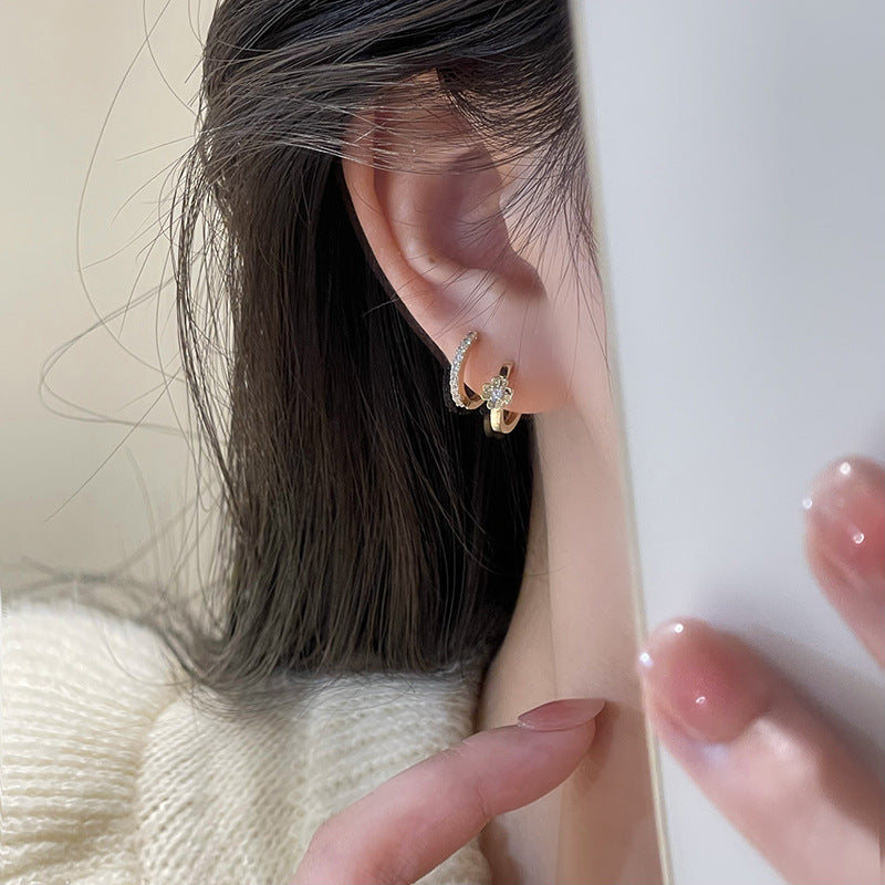 Orecchino affascinante per ogni occasione