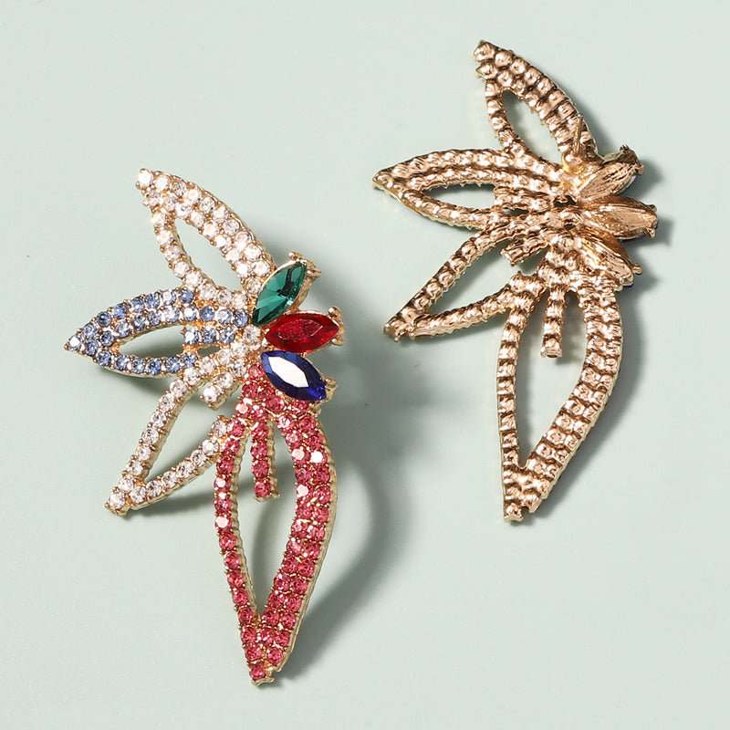 Orecchino artigianale delicato