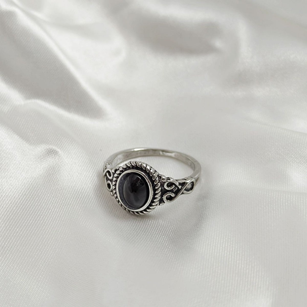 Anello vintage fatto a mano