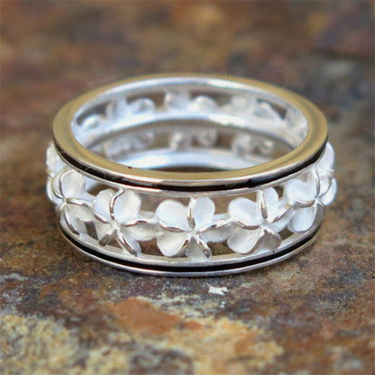 Anello affascinante per ogni occasione