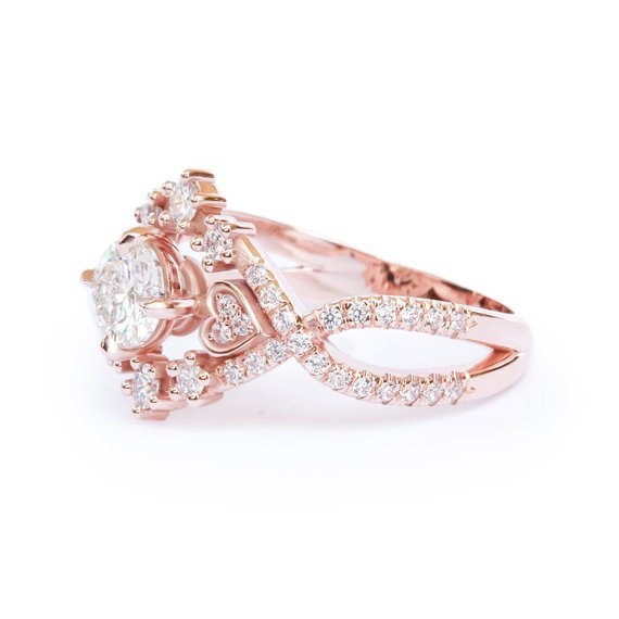 Oro Anello classico dal fascino senza tempo