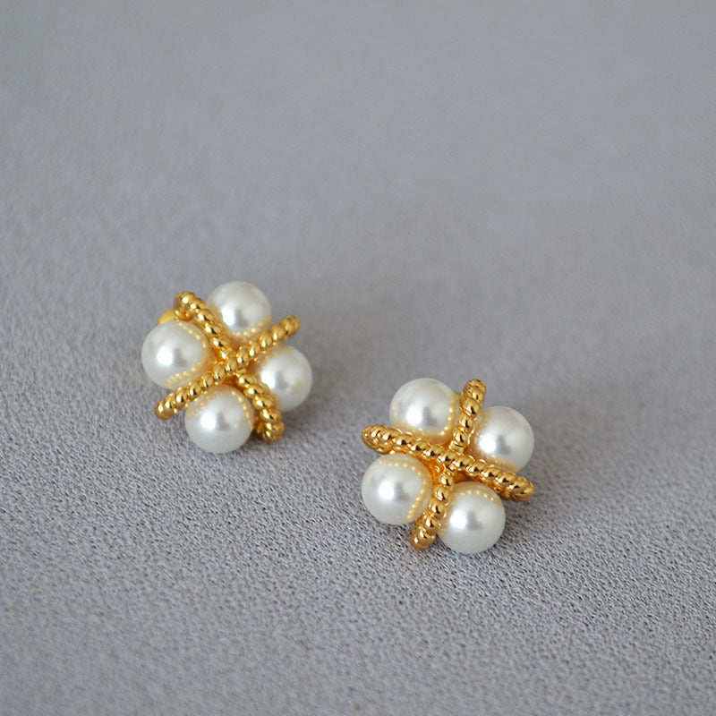 Oro Orecchino classico dal fascino senza tempo