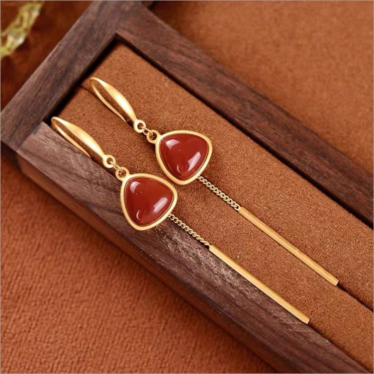 Oro Orecchino artigianale delicato