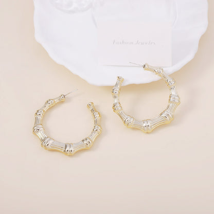 Orecchino affascinante per ogni occasione